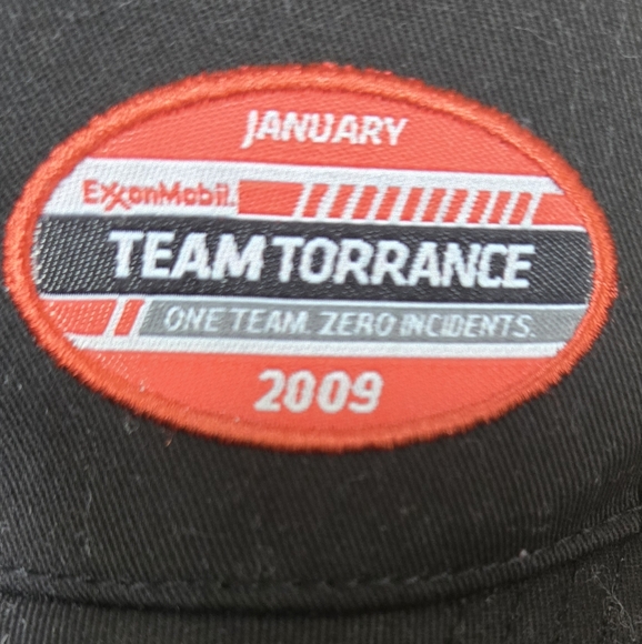 Long Beach Torrance Oil Industry Collectible Black Cap with Cityscape NEW - Picture 3 of 3